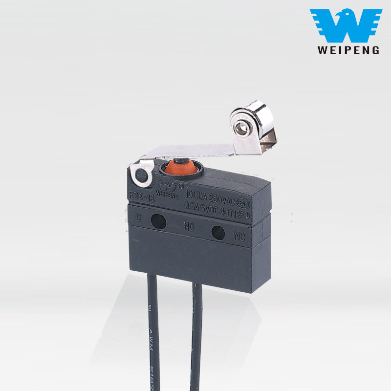 கம்பிகள் மற்றும் நெம்புகோல்களுடன் நீர்ப்புகா மைக்ரோ ஸ்விட்ச்